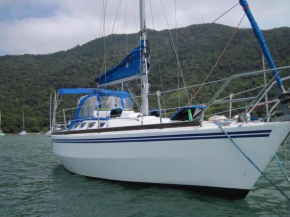 Passeio no Veleiro Morere 30' Novo - Ubatuba